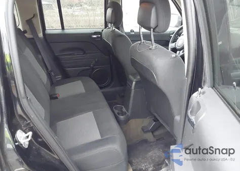 2016 Jeep Patriot Sport z USA, uszkodzony, nr VIN 1C4NJPBA9GD726508